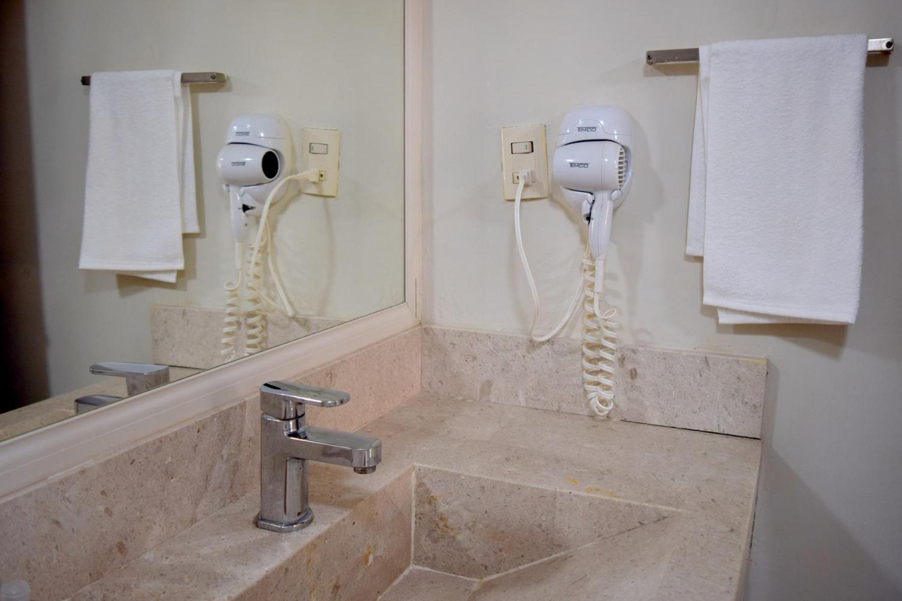 Hotel San Ignacio Inn Torreón Buitenkant foto